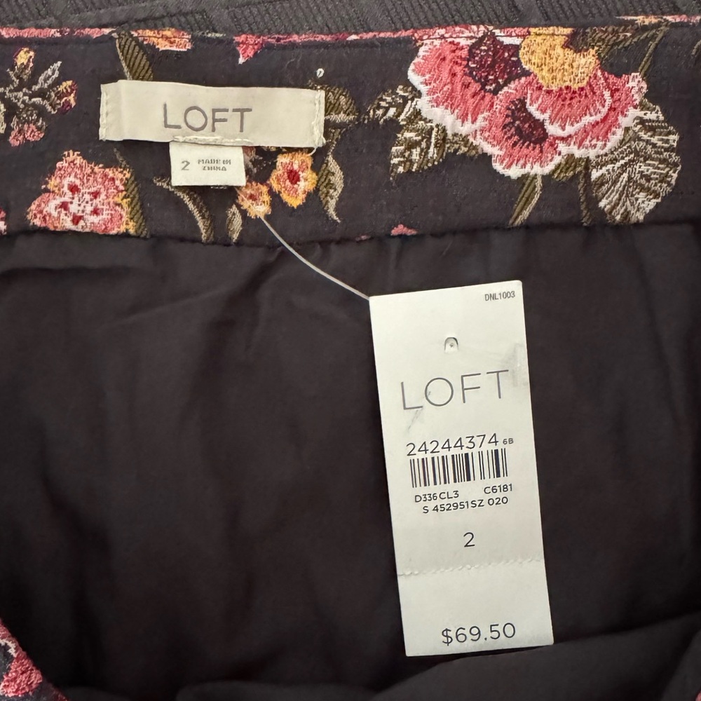 LOFT Floral Women's Skirt - Black and Pink, Women’s 2 - Picture 7 of 7